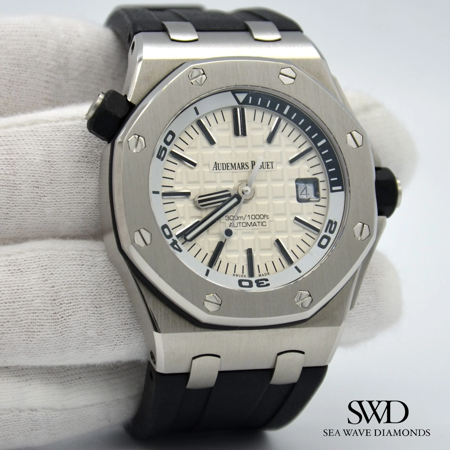 Audemars Piguet Royal Oak Offshore Diver 15710ST.OO.A002CA.02